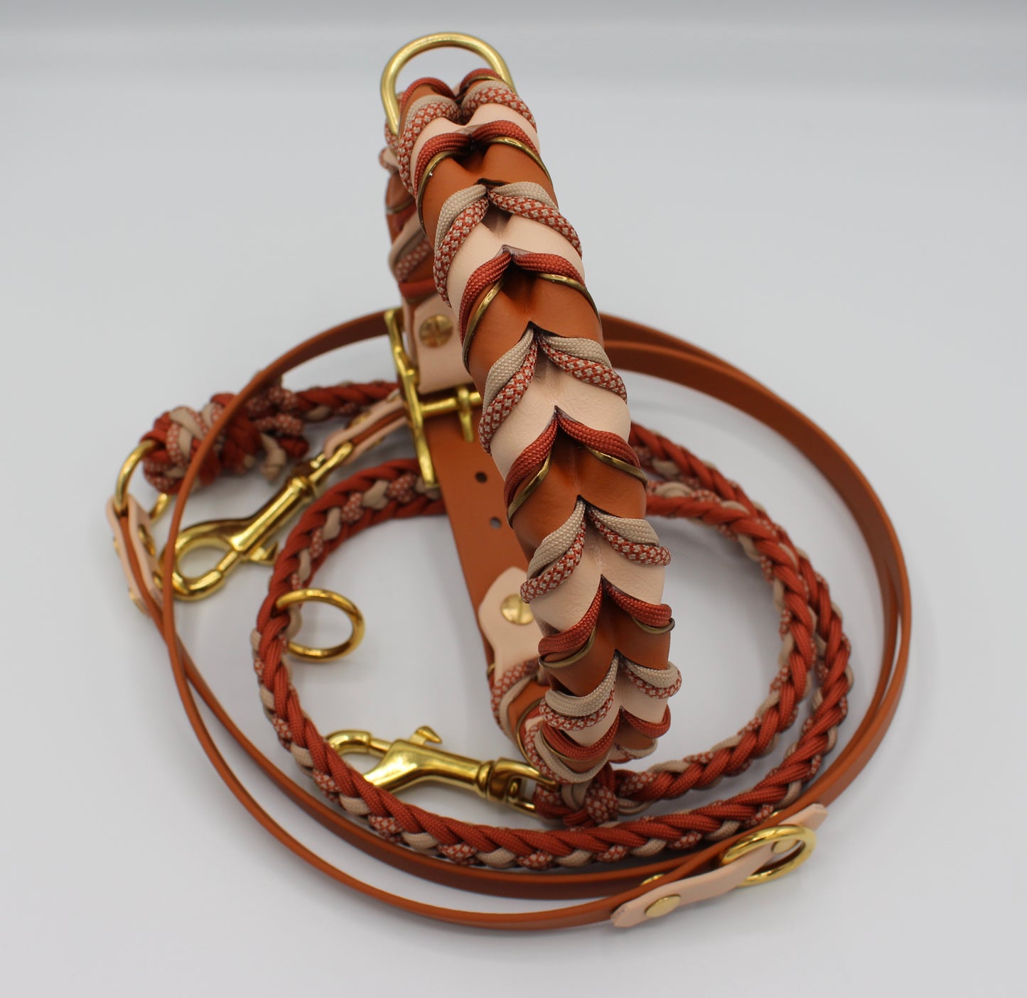 Cinnamon (Halsband)